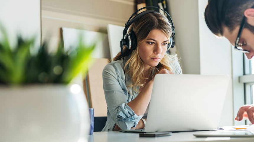 7 Must-Listen Podcasts for New Marketers
